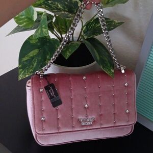 Nwt Victoria's Scret Pink Velvet Purse with Chain Strap
